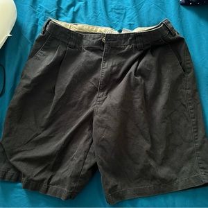 Men’s Khaki shorts
